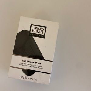 ERNO LASZLO

Sea Mud Deep Cleansing Bar